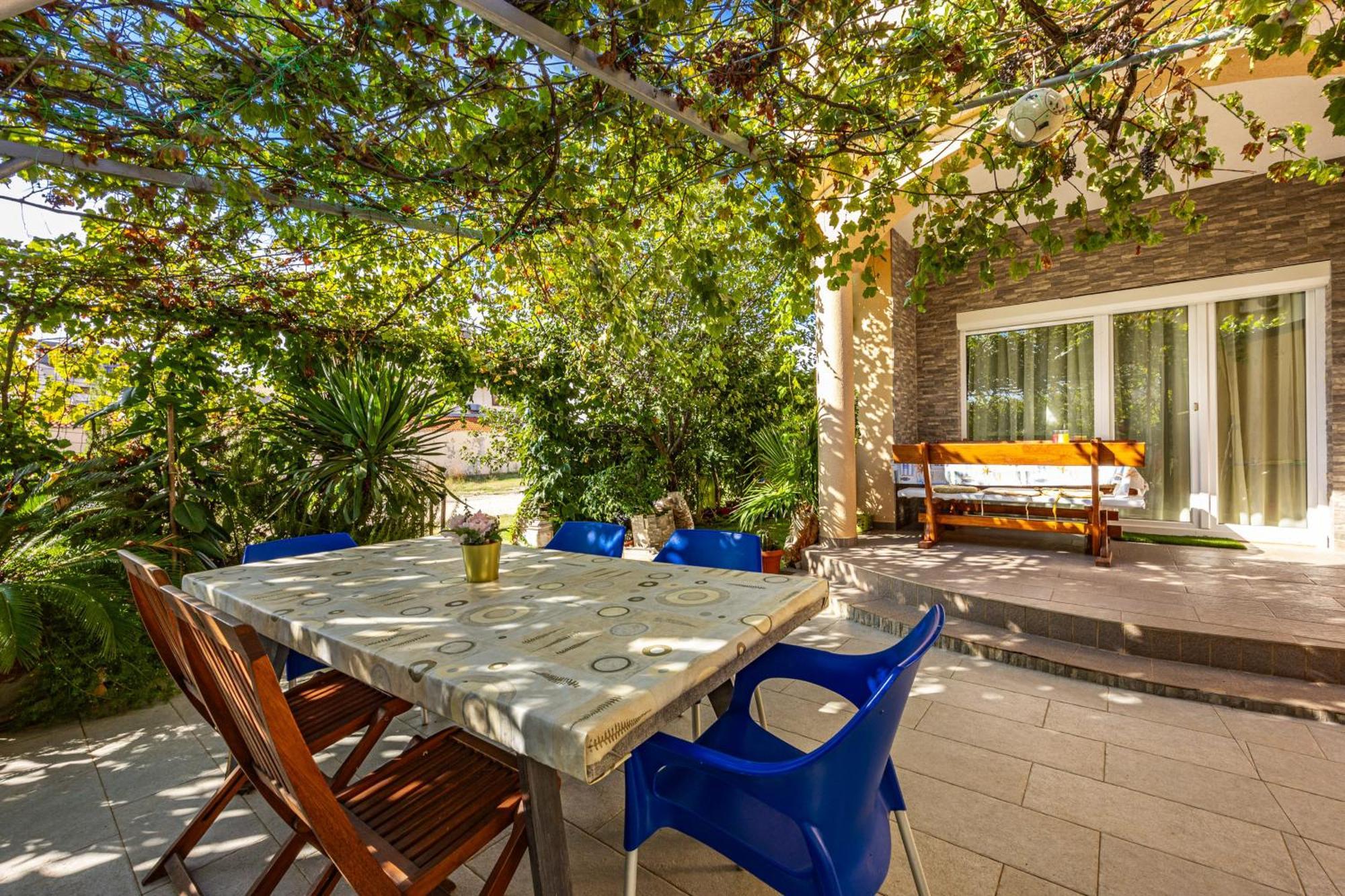 Apartments Mijic ميدولين المظهر الخارجي الصورة